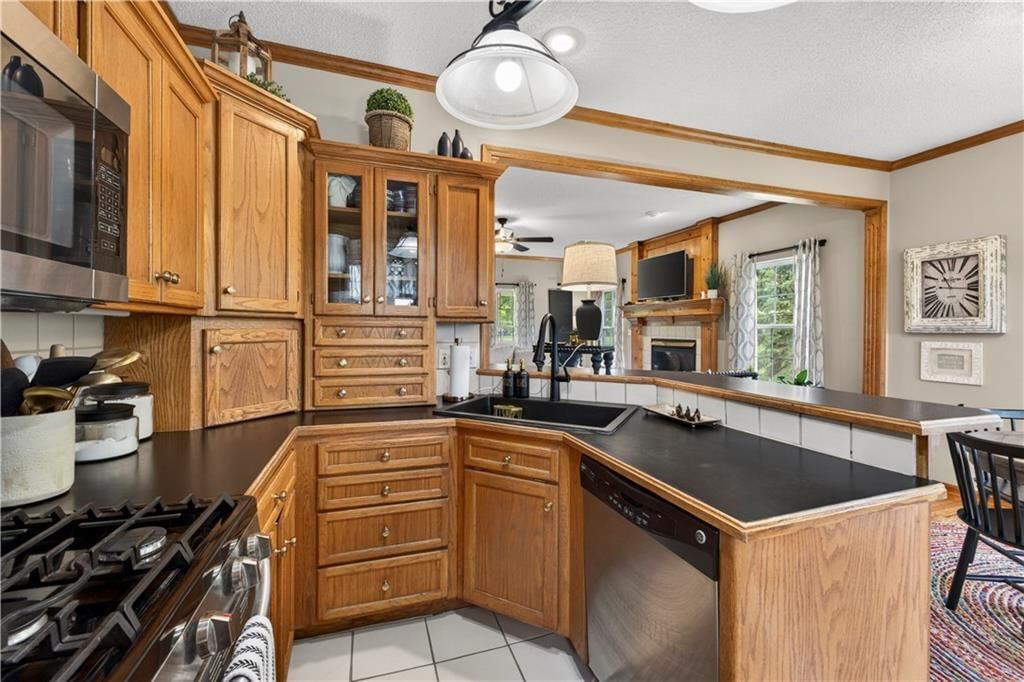 410 E Neil Chiles Road — photo 12
