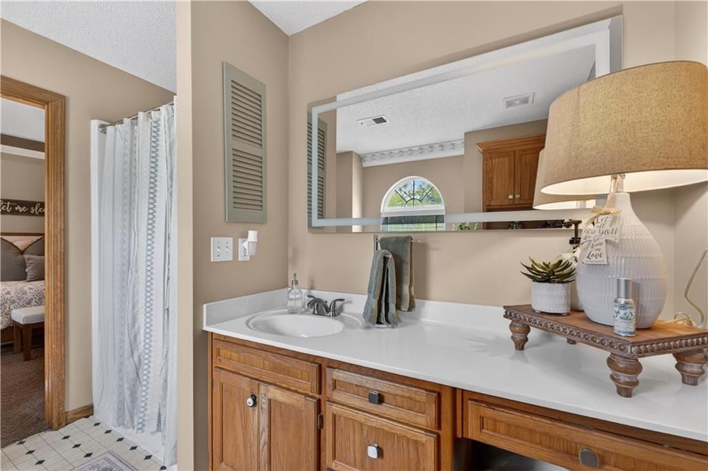 410 E Neil Chiles Road — photo 21