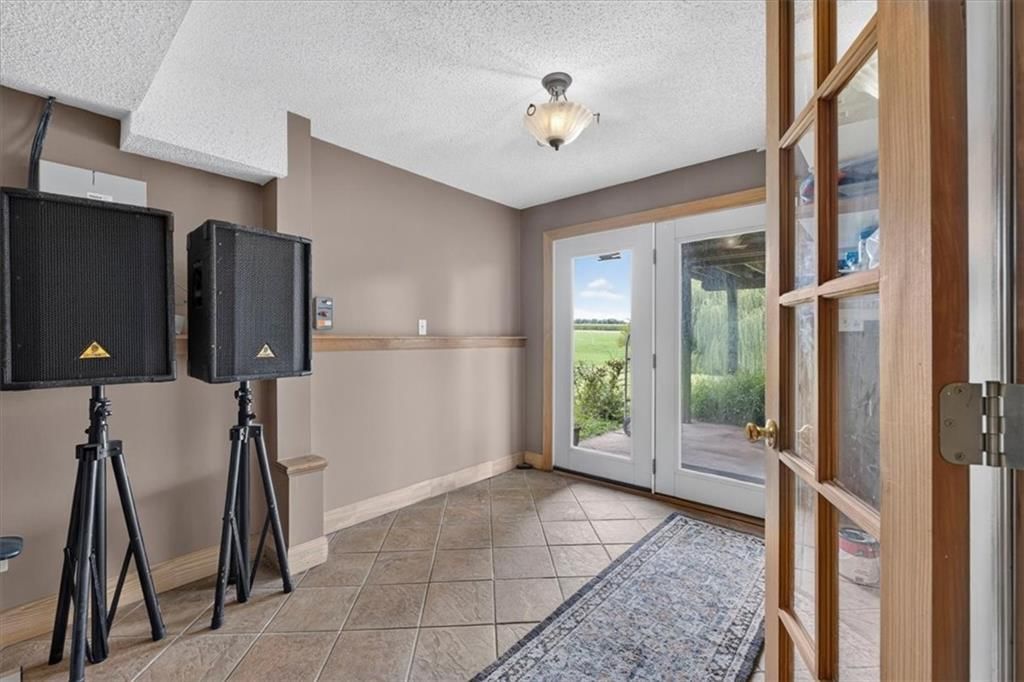 410 E Neil Chiles Road — photo 39
