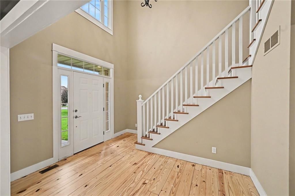 4704 Lake Ridge Court — photo 6
