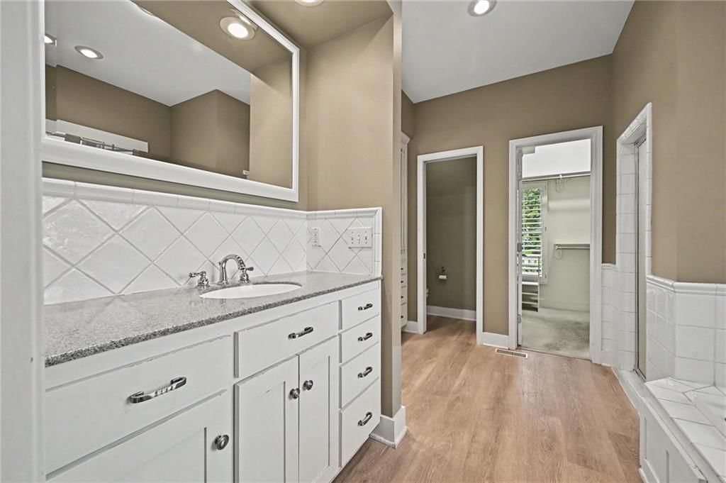 4704 Lake Ridge Court — photo 22