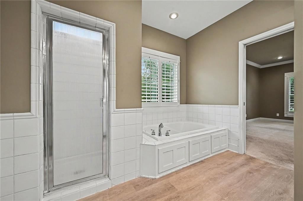 4704 Lake Ridge Court — photo 32