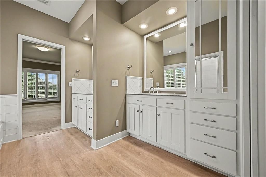 4704 Lake Ridge Court — photo 33