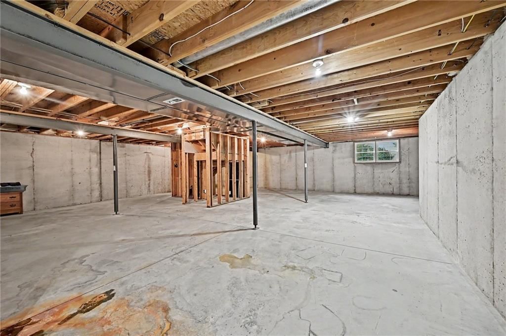 4704 Lake Ridge Court — photo 40