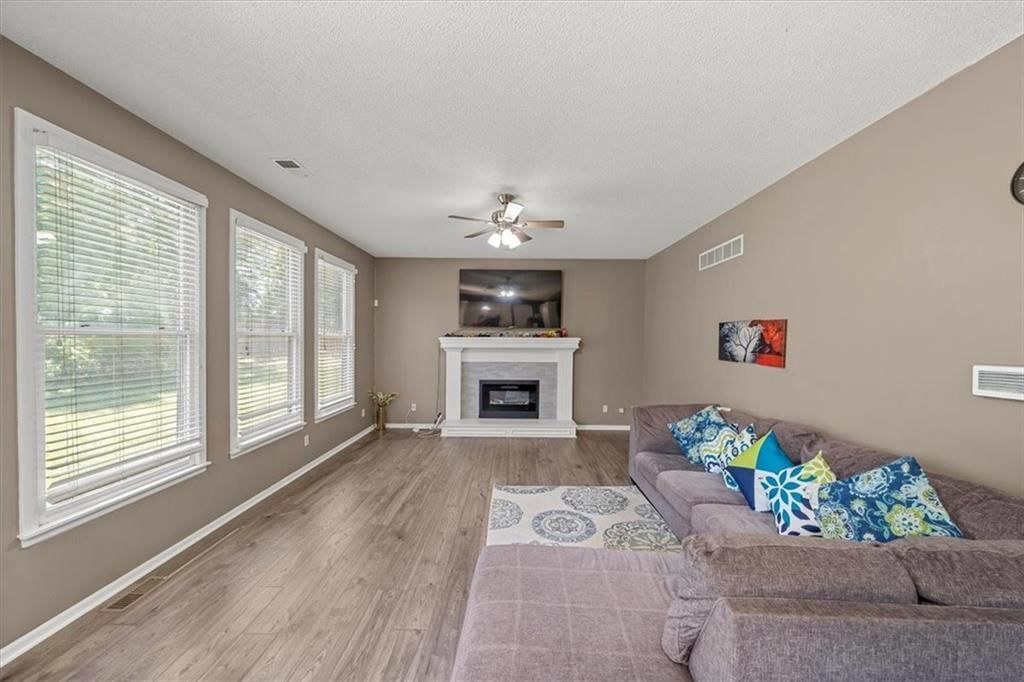 12890 S Greenwood Street — photo 4