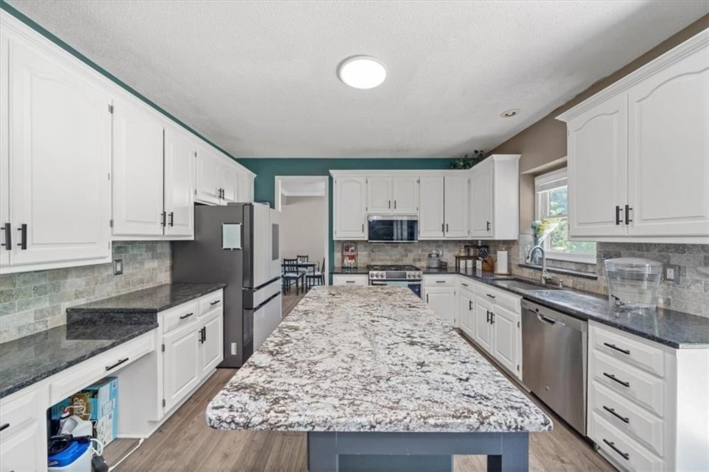 12890 S Greenwood Street — photo 8