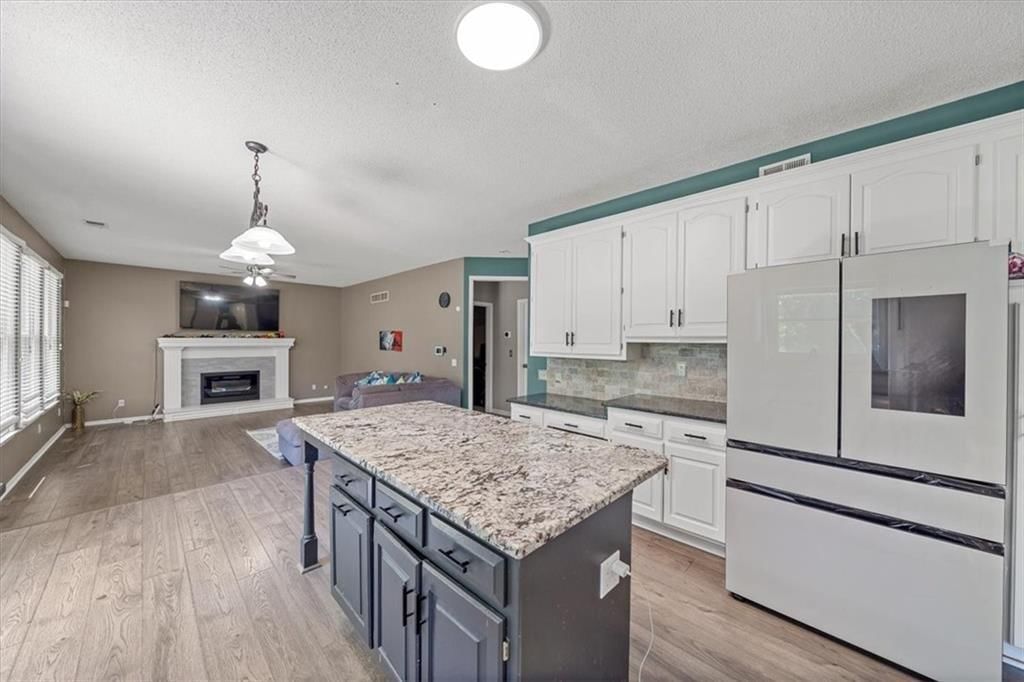 12890 S Greenwood Street — photo 11