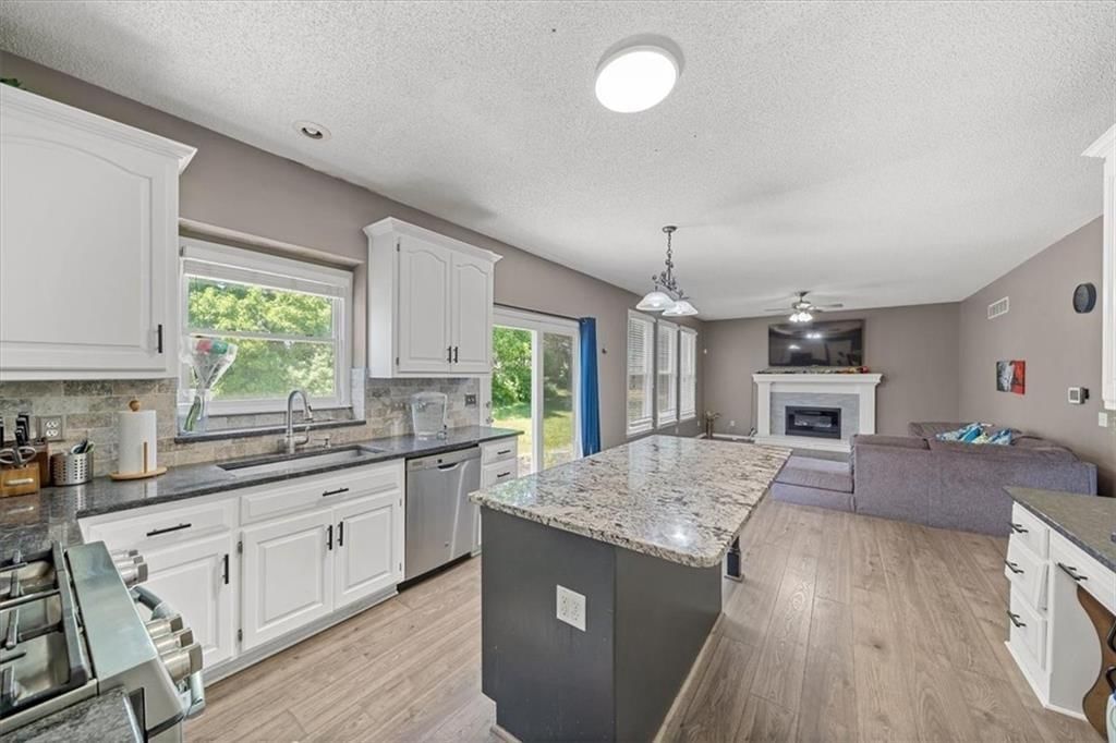 12890 S Greenwood Street — photo 12