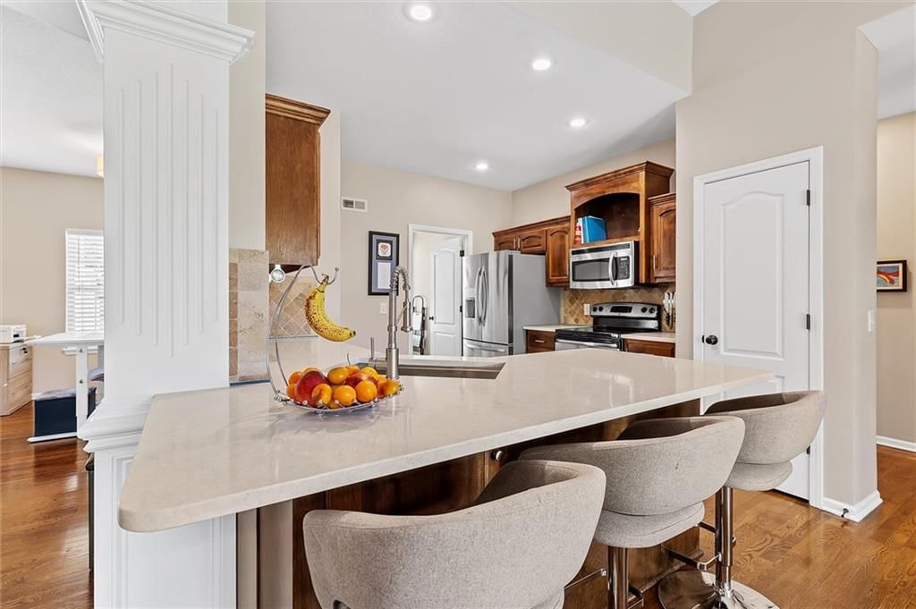 9704 N Donnelly Avenue — photo 12