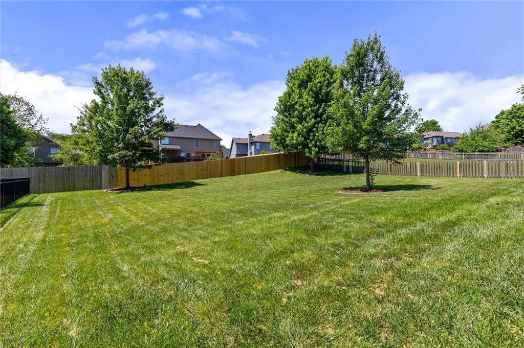 9704 N Donnelly Avenue — photo 36