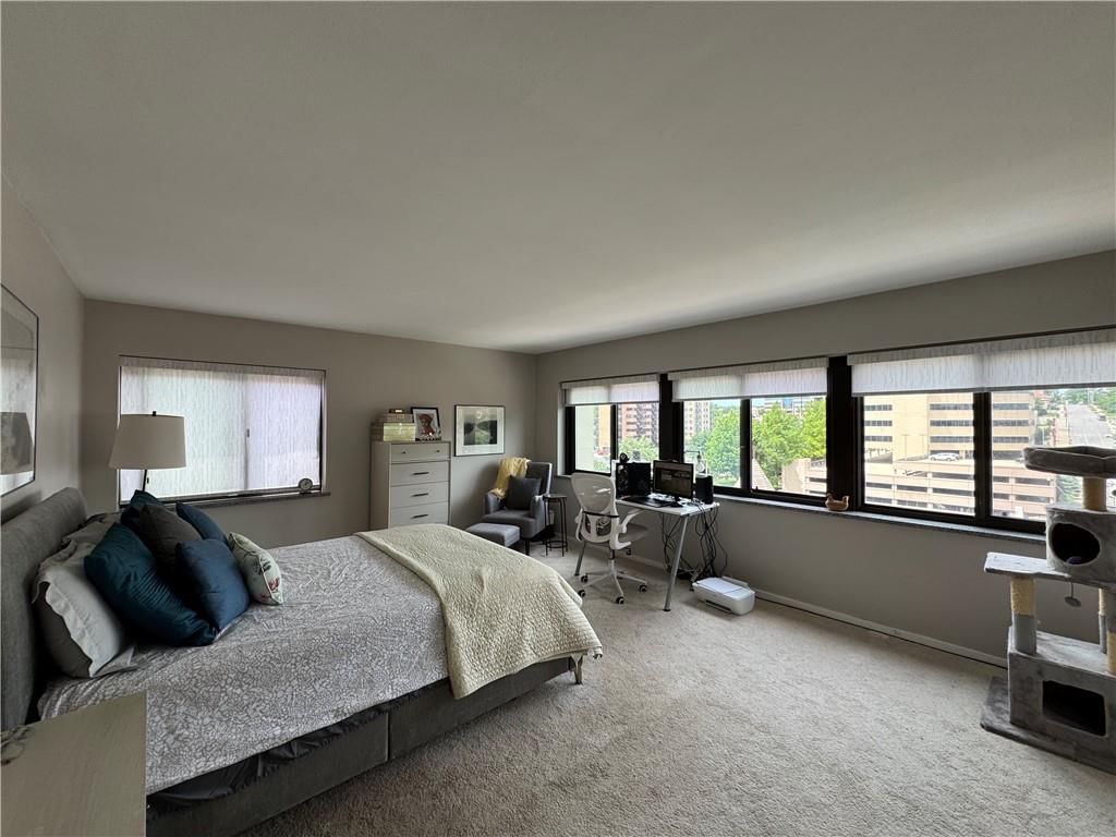 803 W 48th Street W — photo 21