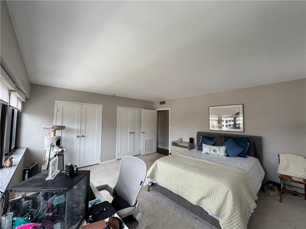 803 W 48th Street W — photo 23