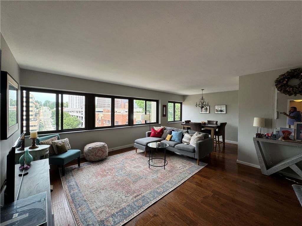 803 W 48th Street W — photo 28