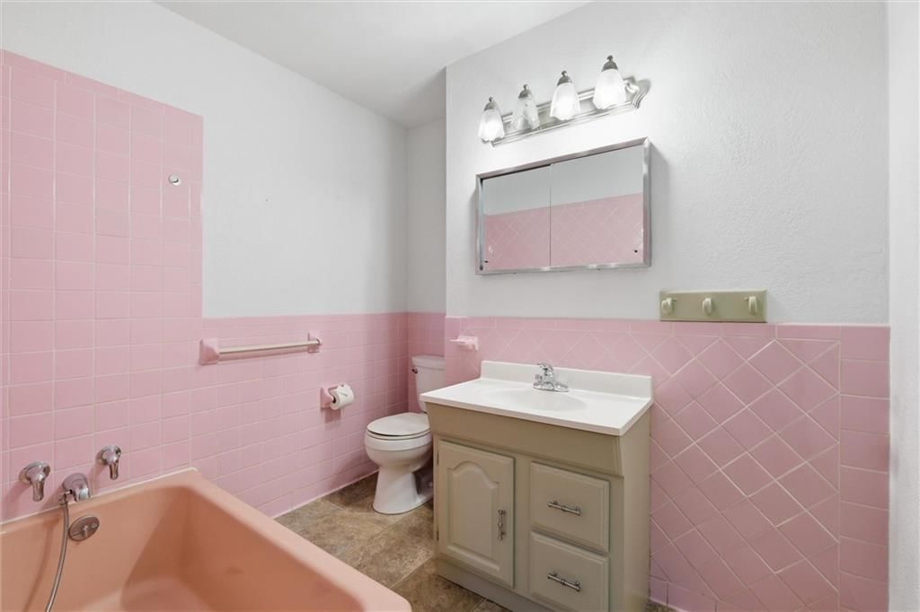 7101 Fulton Road — photo 18