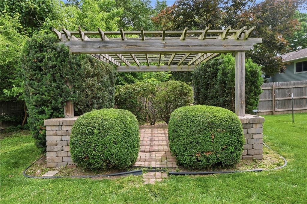 7101 Fulton Road — photo 35