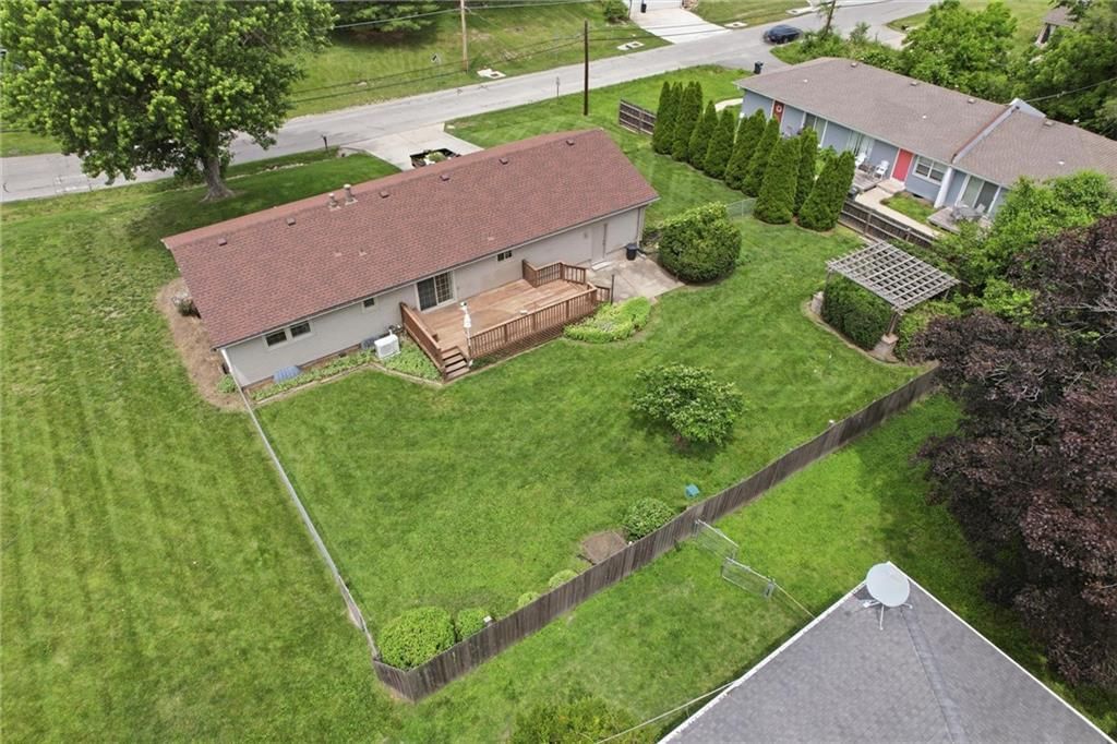 7101 Fulton Road — photo 44