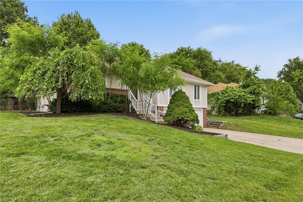 1512 NE Westwind Drive — photo 23