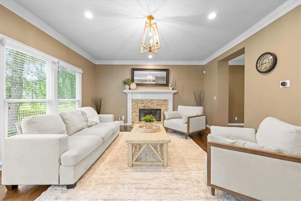 13802 Pembroke Lane — photo 5