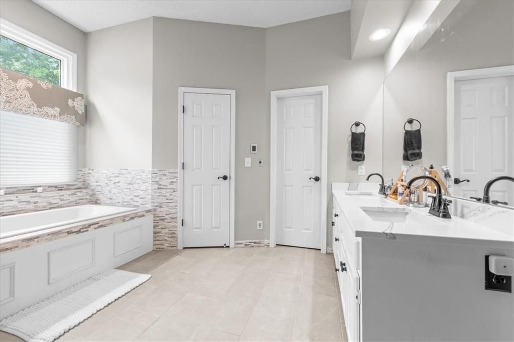 13802 Pembroke Lane — photo 14