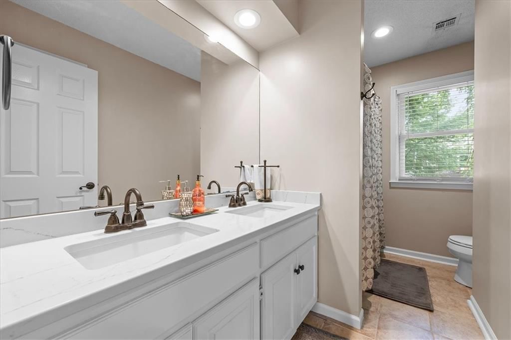 13802 Pembroke Lane — photo 18