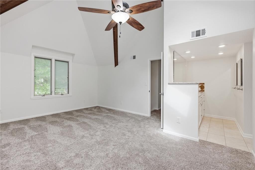 9606 N Charlotte Street — photo 15