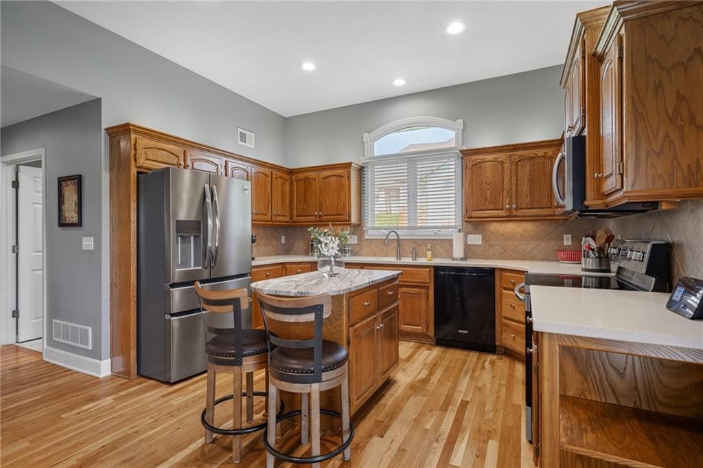 3805 S Beatrice Drive — photo 9
