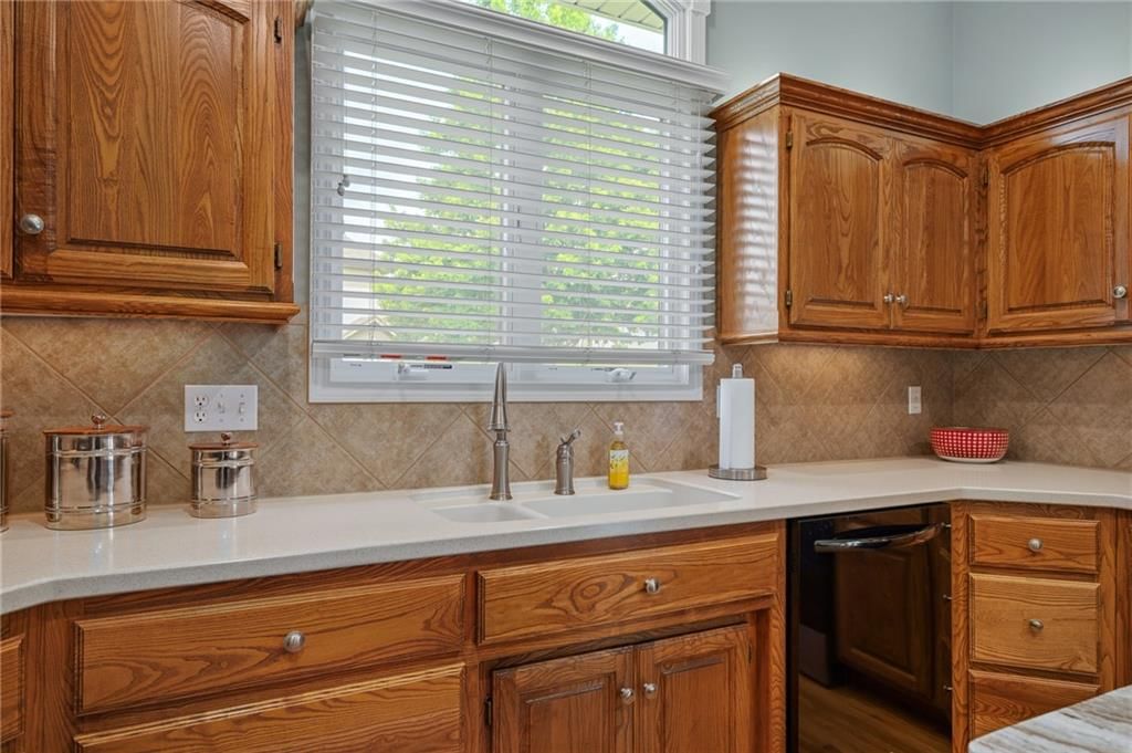 3805 S Beatrice Drive — photo 10