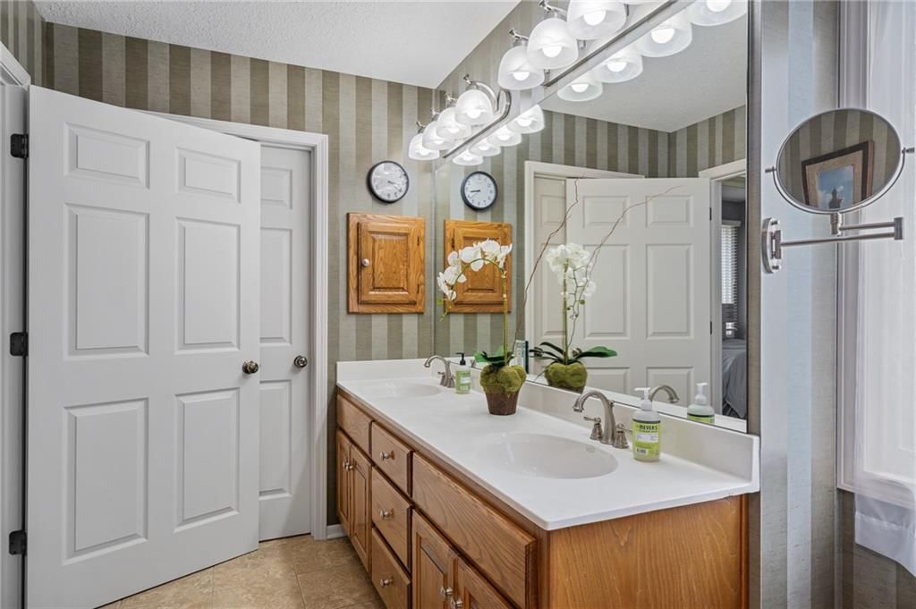 3805 S Beatrice Drive — photo 20