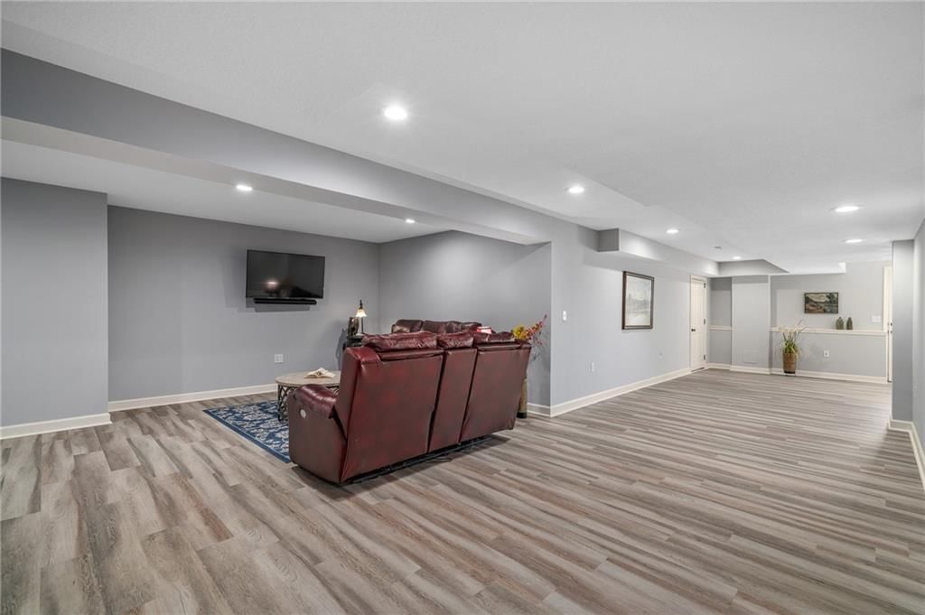 3805 S Beatrice Drive — photo 29