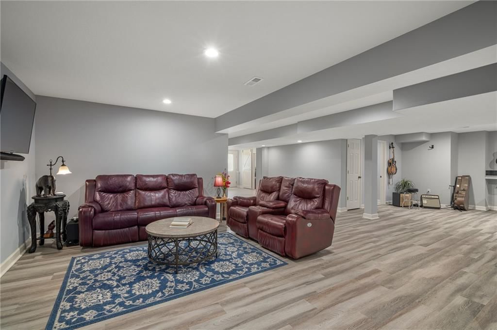3805 S Beatrice Drive — photo 30