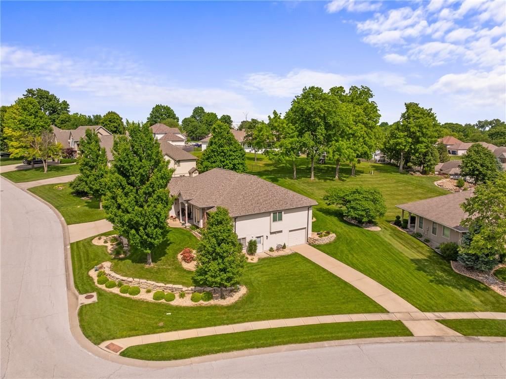 3805 S Beatrice Drive — photo 45