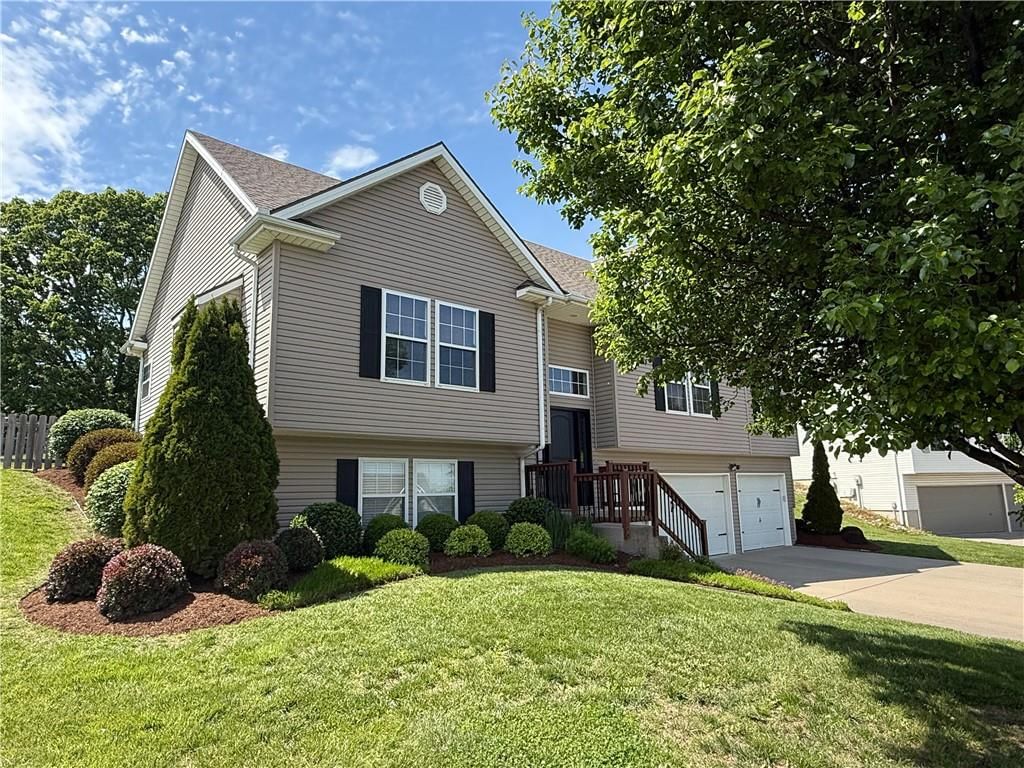 27175 Webster Court — photo 1