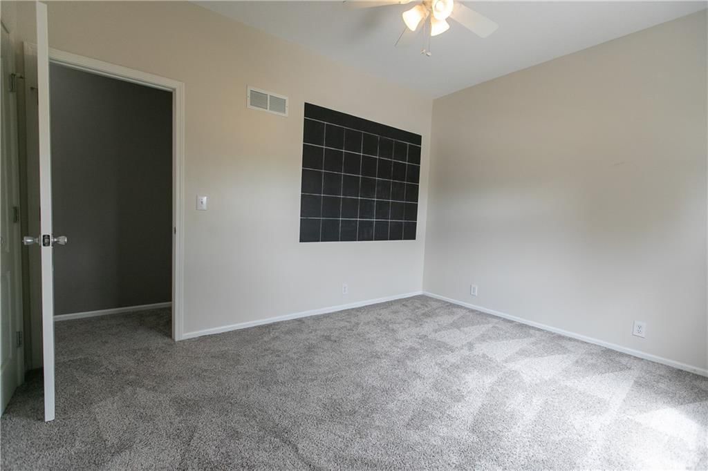 27175 Webster Court — photo 16