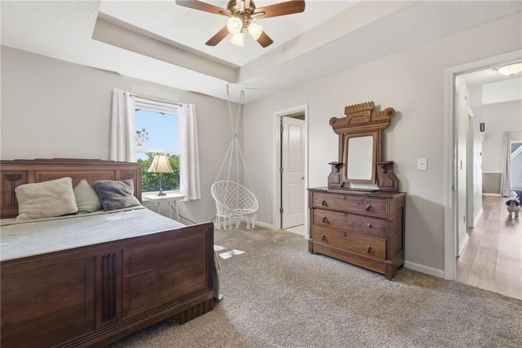 5823 N Mayview Avenue — photo 22