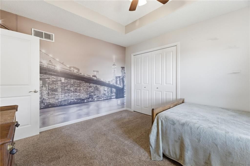 5823 N Mayview Avenue — photo 23