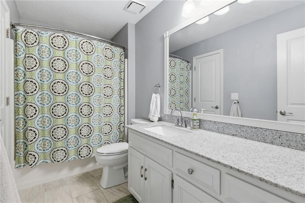 5823 N Mayview Avenue — photo 26