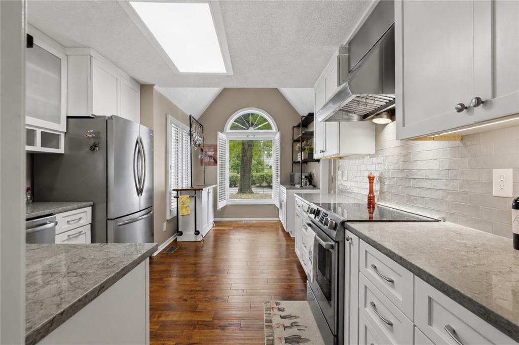 6204 W 126th Street — photo 11