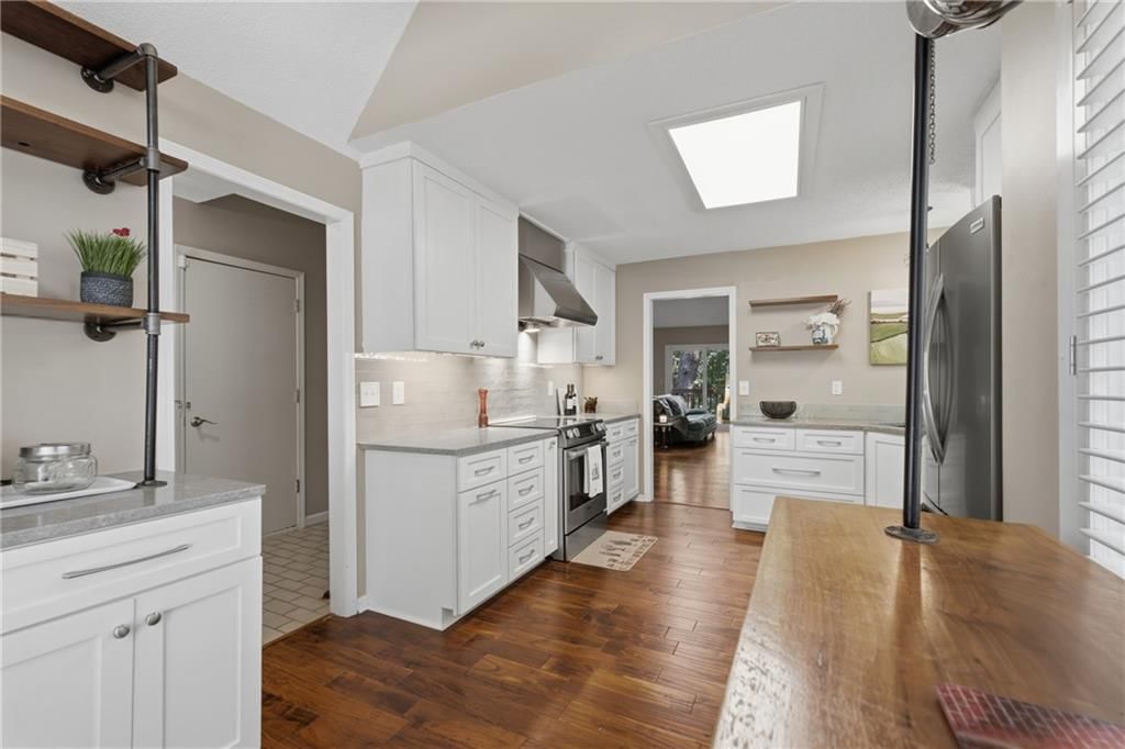 6204 W 126th Street — photo 13