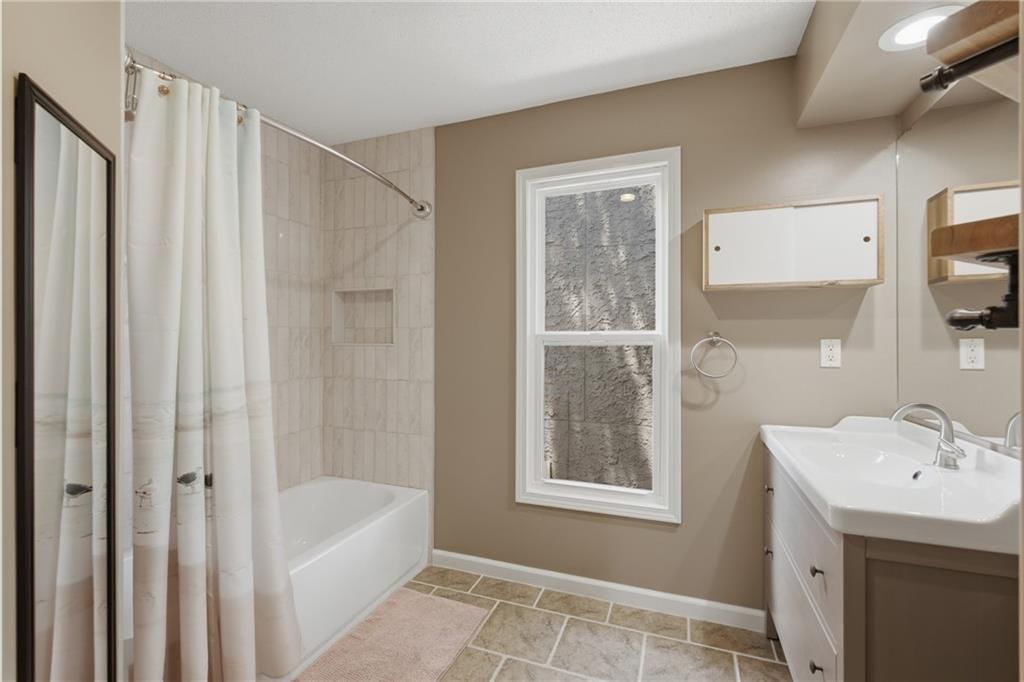 6204 W 126th Street — photo 17
