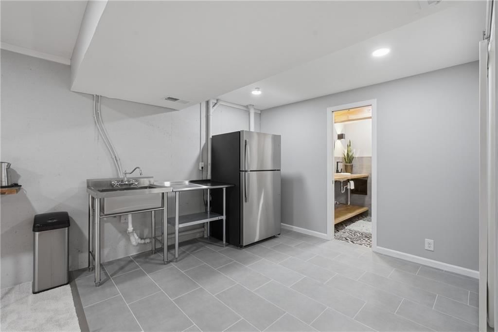 6204 W 126th Street — photo 32