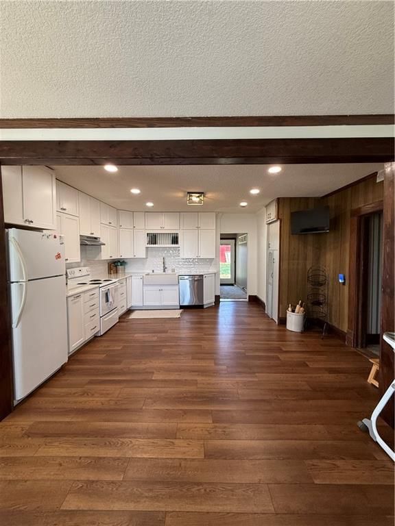 14190 K 16 Highway — photo 9