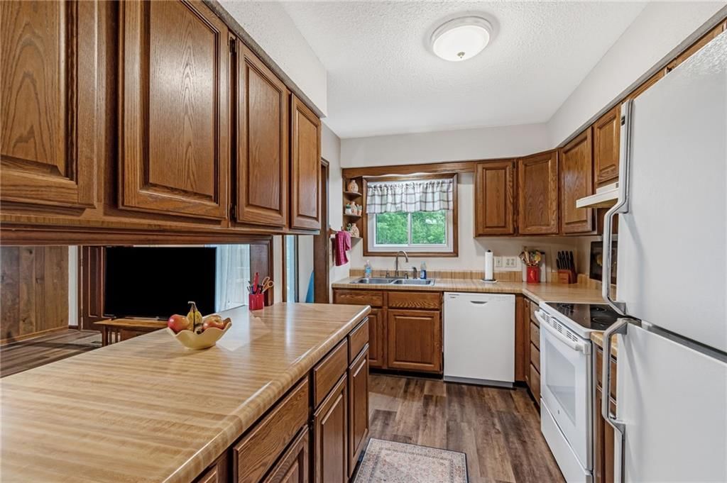 38465 W 112th Street — photo 14