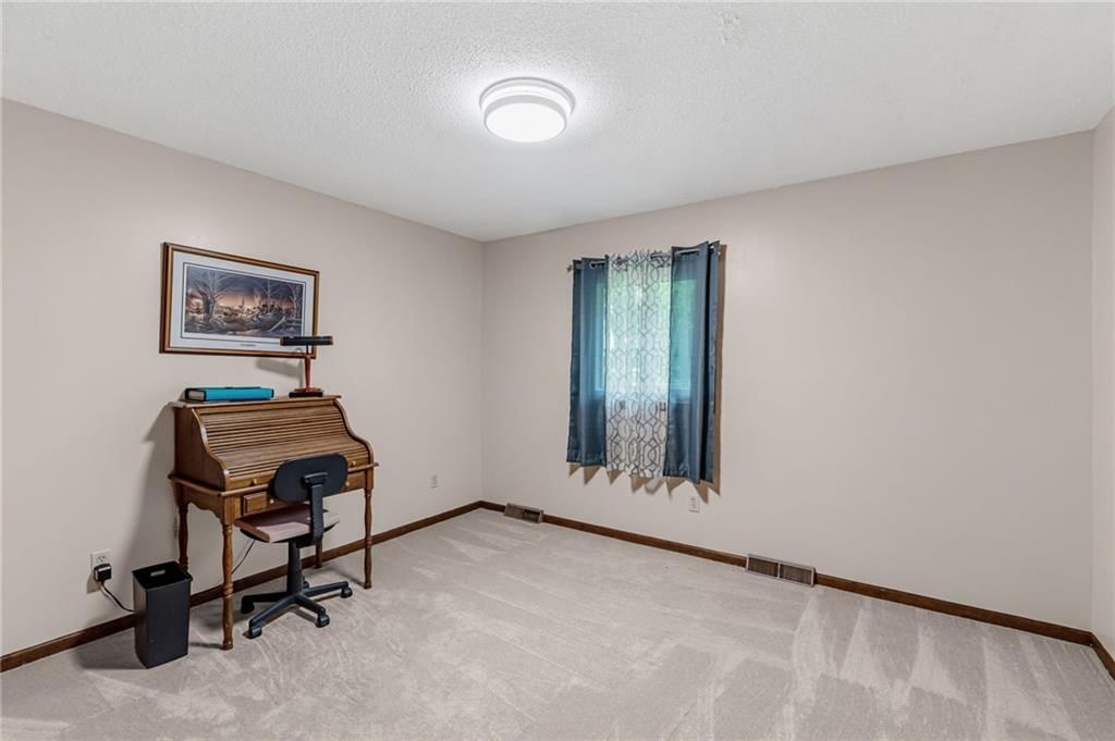 38465 W 112th Street — photo 19