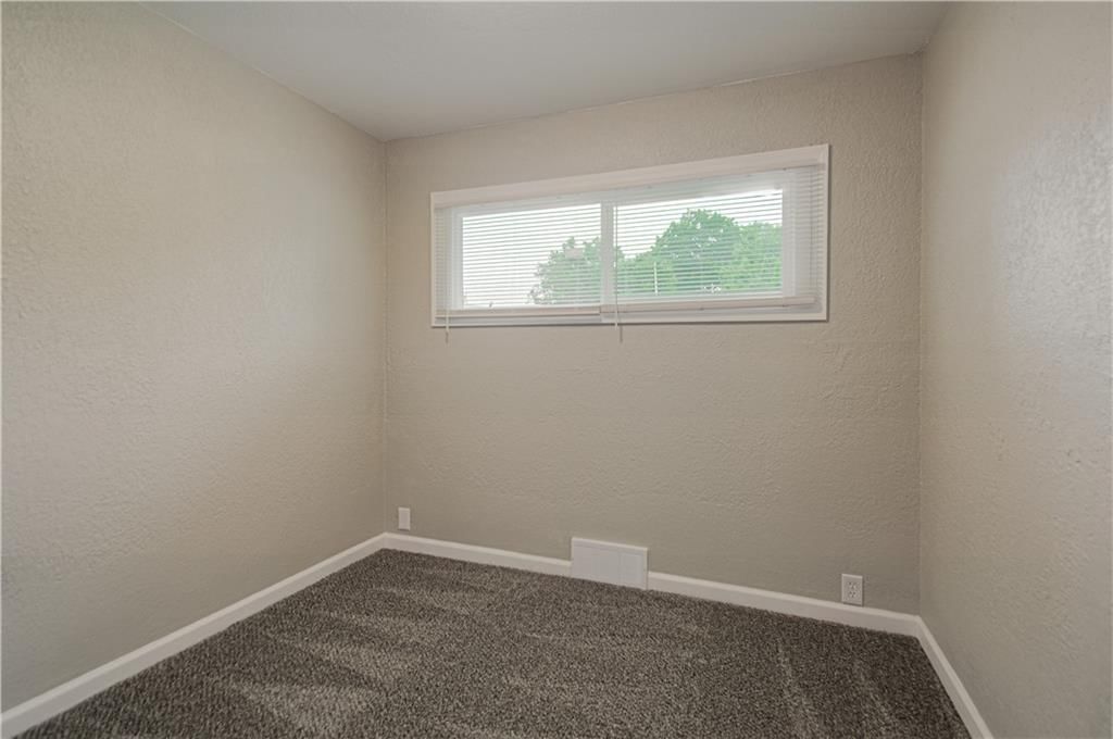 7003 E 112th Street — photo 16