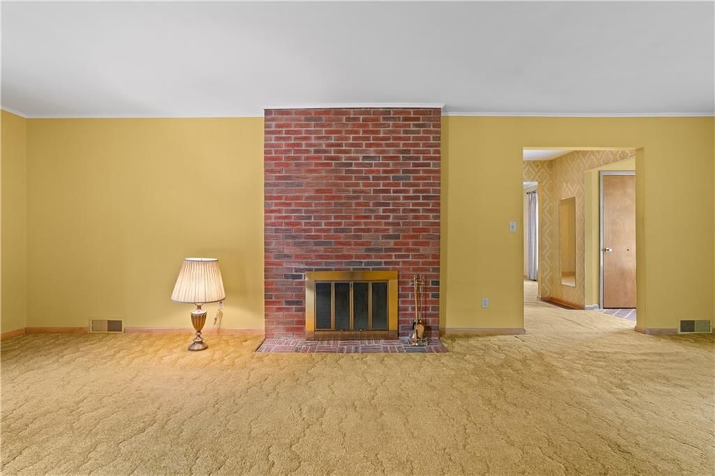 5314 N CYPRESS Avenue — photo 5