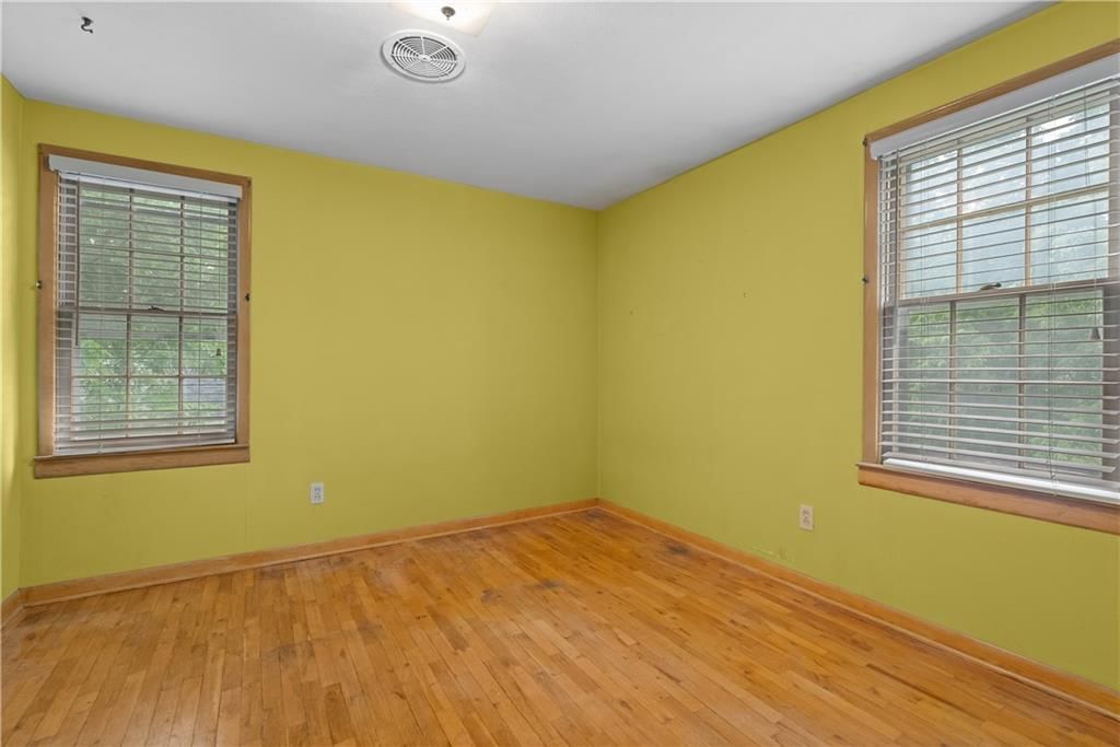 5314 N CYPRESS Avenue — photo 16