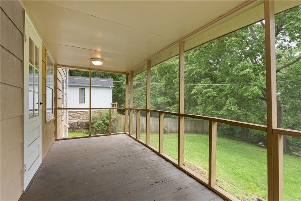 5314 N CYPRESS Avenue — photo 35