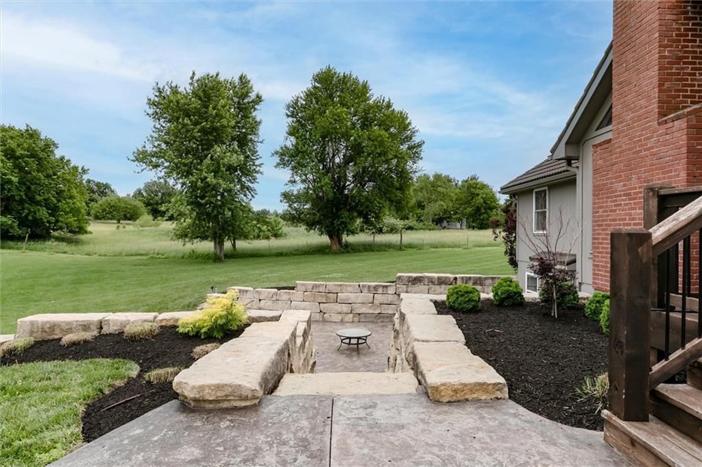 21385 NALL Avenue — photo 5
