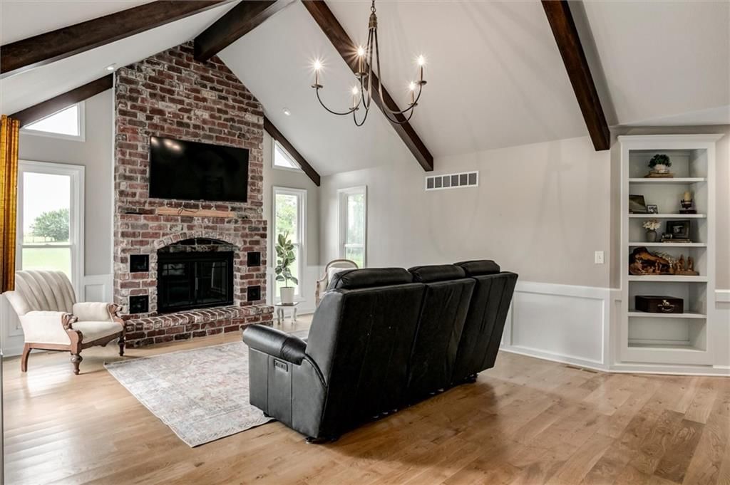 21385 NALL Avenue — photo 10