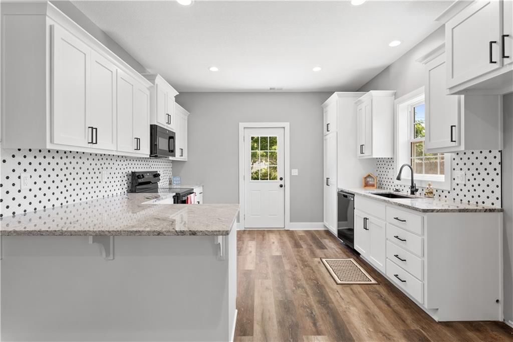 210 Park Street — photo 4